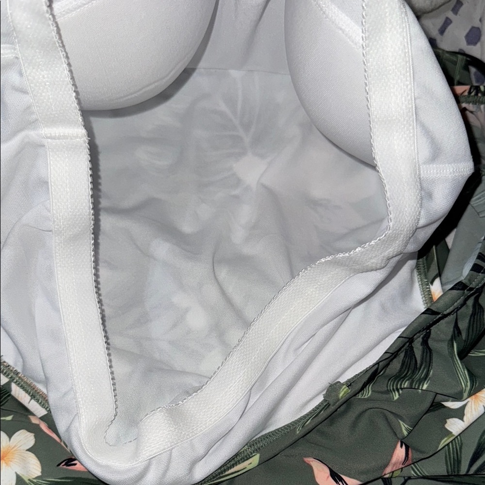 💰Floral Ruffle One-Piece Swimsuit - Picture 5 of 6